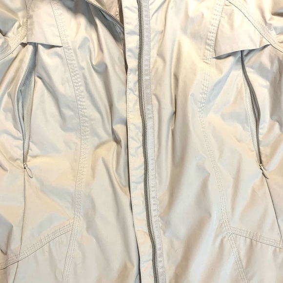 Lululemon Fo Drizzle jacket - Picture 8 of 11
